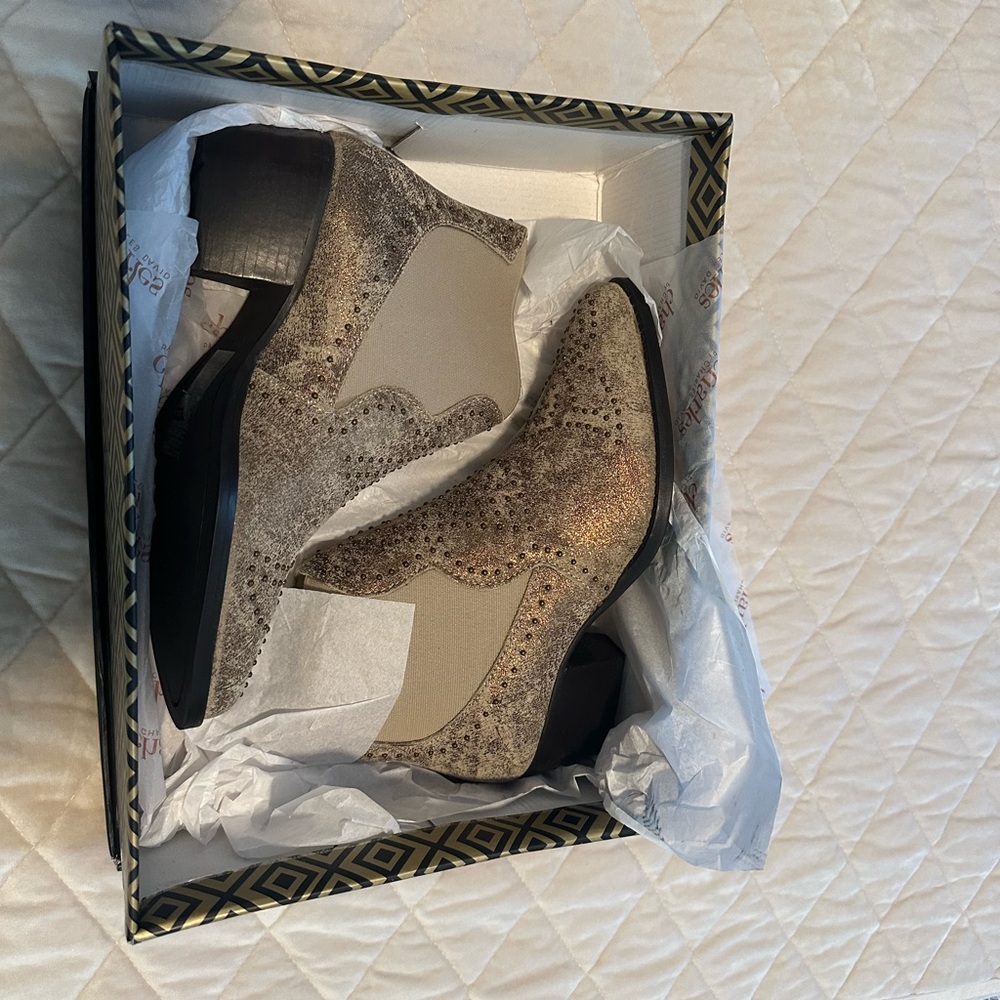 Charles By Charles David Tan and Cream Ankle Boots